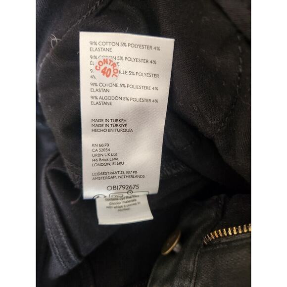 NWT Anthropologie Pilcro The Yaya Coated Crop Flare Jeans Size 25 Black #8C410 - Picture 12 of 12